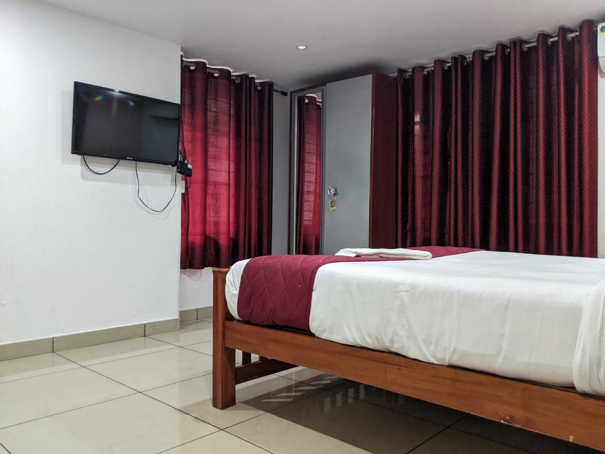 Green View Executive Stay'S Kochi Екстер'єр фото