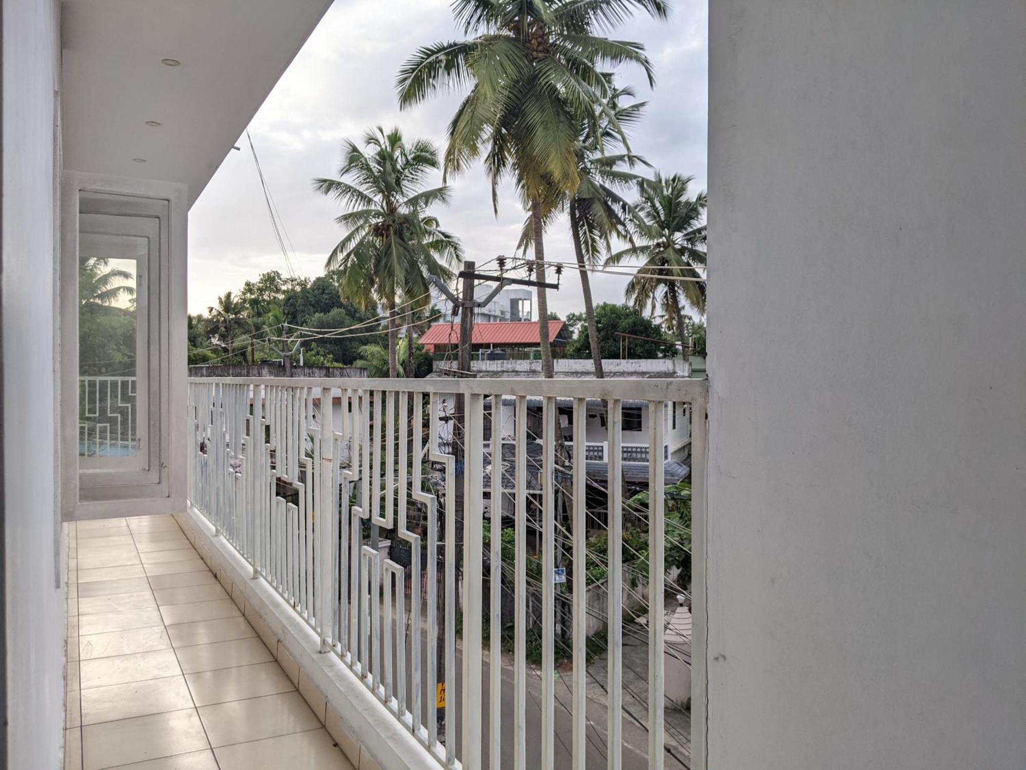 Green View Executive Stay'S Kochi Екстер'єр фото